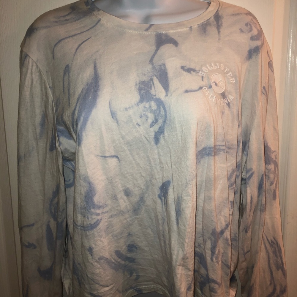 Hollister Tie-Dye Cropped Long Sleeve